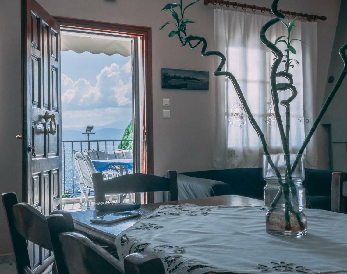 Casa Di Bella Villa Volos Exteriör bild