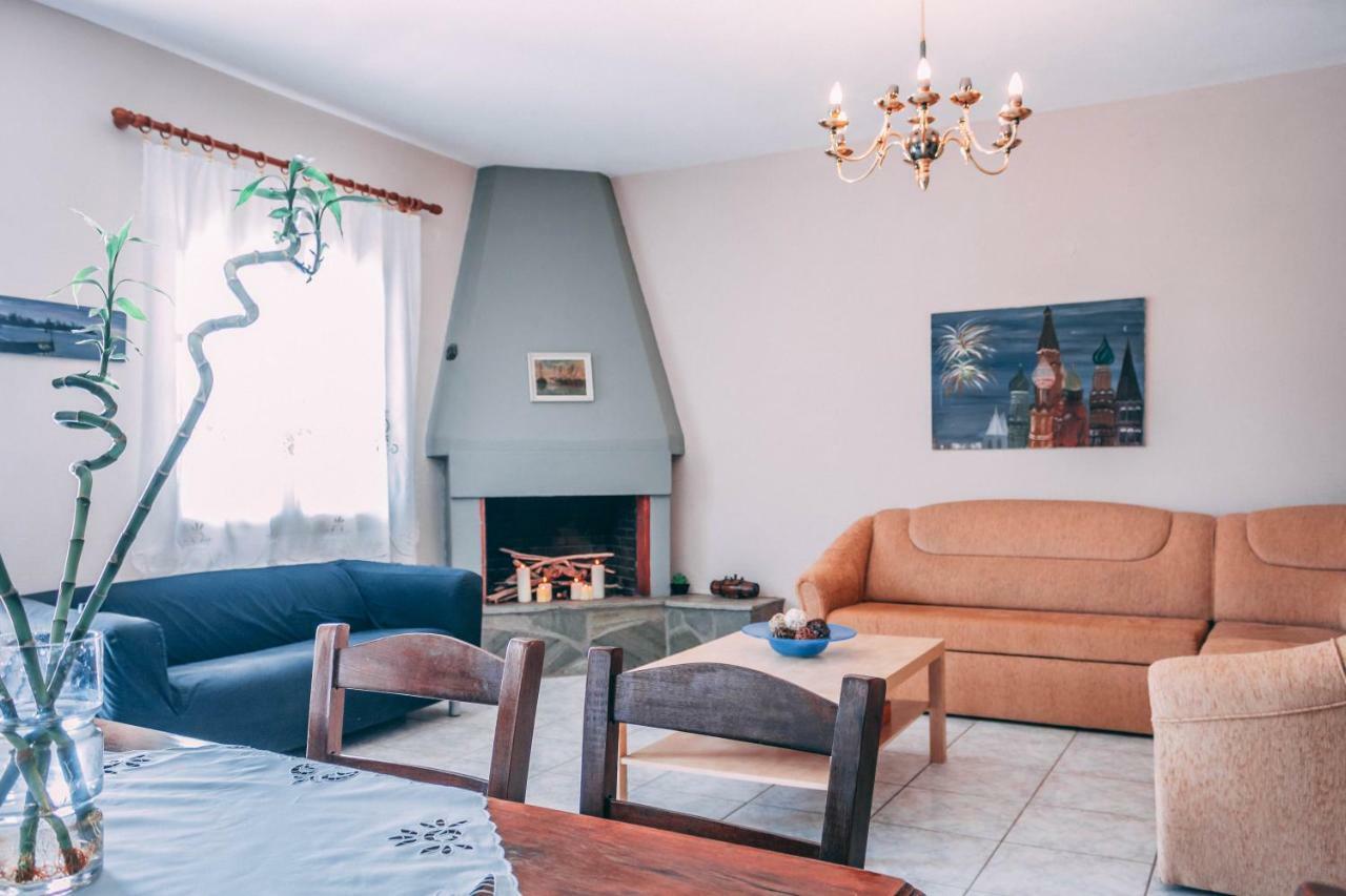 Casa Di Bella Villa Volos Exteriör bild